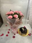 10 Pink Carnations Bouqet With Chocolate Cake