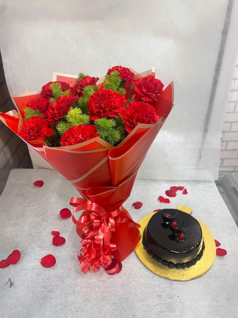 10 Red Carnations Bouqet With Truffle Cake