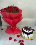 Red Roses Bunch With Blackforest Cake