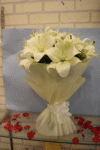 5 White Lilies Bunch - Image 4