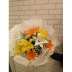 6 Mixed Lilies Bunch