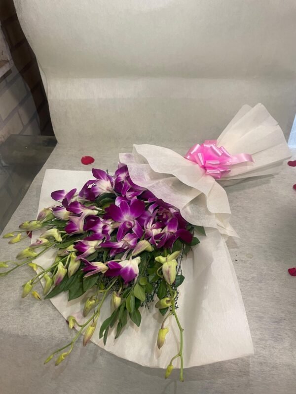 6 Orchids Bunch