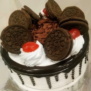 Black Forest Oreo Round Cake