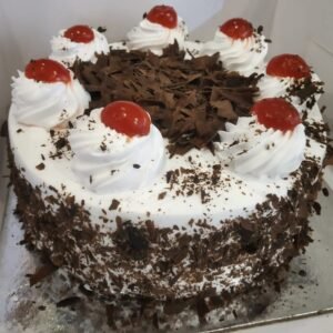 Black Forest Round Cakes