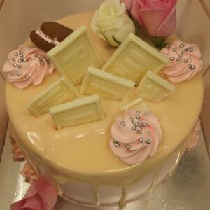 Delicious Strawberry Cake