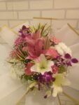 Mixed Flowers Bouqet - Image 2