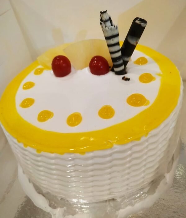 Pineapple Round Cake