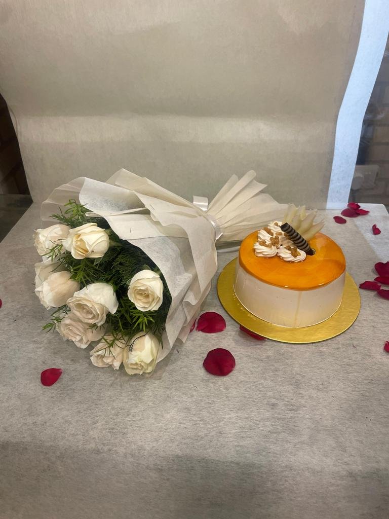 White Roses Bunch With Butterscotch Cake