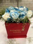 Box of 12 White Roses