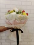 20 Mix Roses Bouquet - Image 4