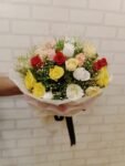 20 Mix Roses Bouquet - Image 3