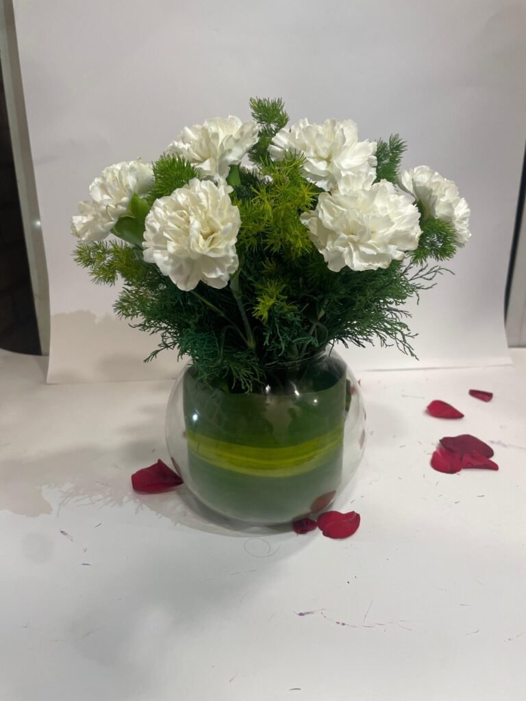 10 White Carnations in Fish Bowl